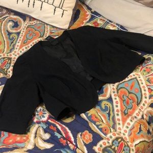 3/$15 Cute little cropped jacket!